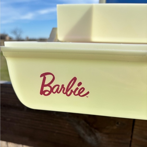 Barbie x Caboodle Makeup Case 💕 - Picture 6 of 8